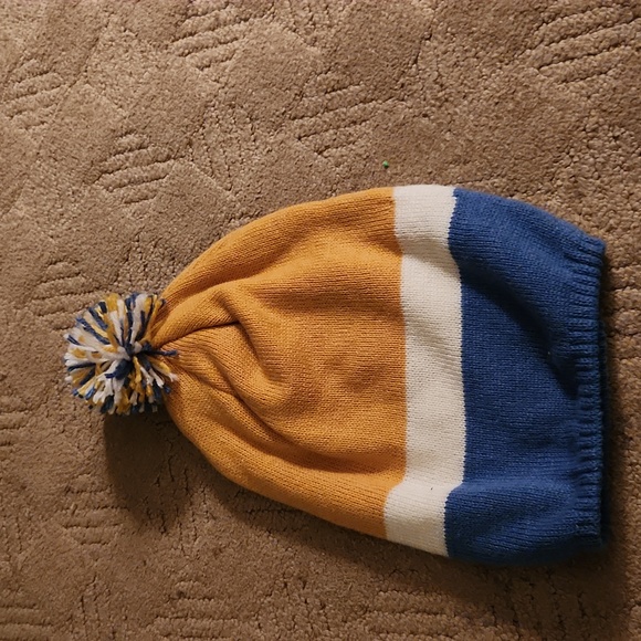 Retro Sport Sabres beanie winter hat bnwt - Picture 4 of 6